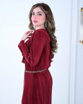فستان مخمل بأكمام طويلة 