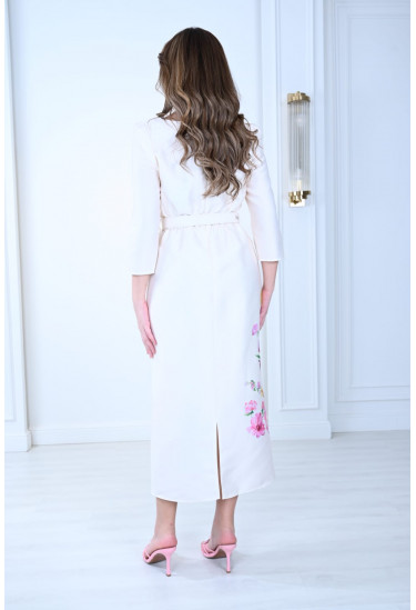 فستان أنيق بطبعات زهرية وحزام خصر فستان أنيق بطبعات زهرية وحزام خصر