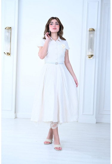 فستان ميدي بأكمام قصيرة وتصميم كلاسيكي