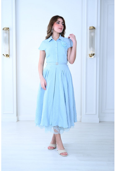 فستان ميدي بأكمام قصيرة وتصميم كلاسيكي