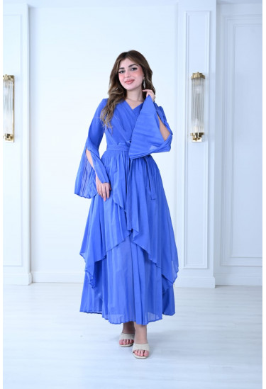 فستان أنيق بتصميم كروس وأكمام واسعة فستان أنيق بتصميم كروس وأكمام واسعة