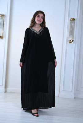 فستان بليسيه أنيق بتصميم ناعم وتطريز فاخر