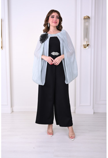 جمبسوت أنيق بكاب فضفاض وتفاصيل زهرية جمبسوت أنيق بكاب فضفاض وتفاصيل زهرية