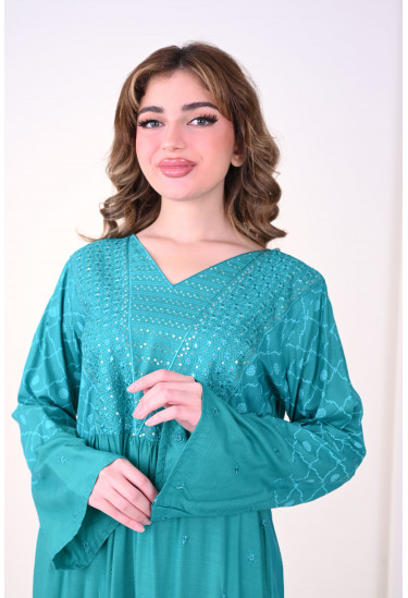 جلابيه طويله.مع وشاح للرأس جلابيه طويله.مع وشاح للرأس