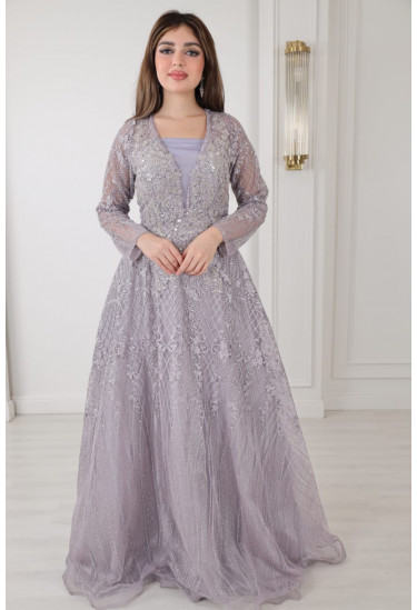 فستان سهرة طويل بأكمام طويلة وتطريز فخم ناعم