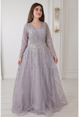 فستان سهرة طويل بأكمام طويلة وتطريز فخم ناعم