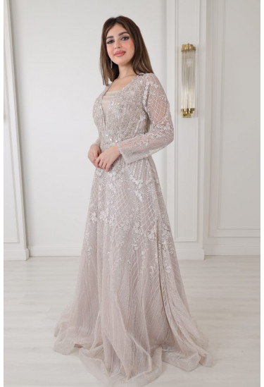 فستان سهرة طويل بأكمام طويلة وتطريز فخم ناعم