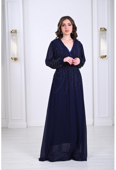 فساتين نسائية خليجية مطرزة