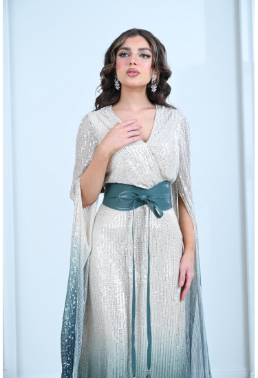 فستان سهرة بأكمام طويلة