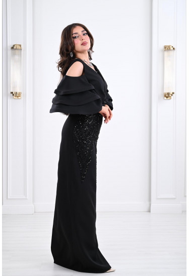 فستان سهرة بأكمام مدرجة