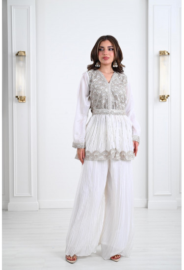 طقم نسائي ناعم ( بلوزة - بنطال )