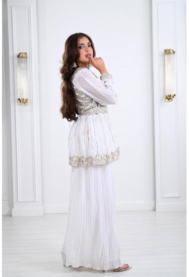 طقم نسائي ناعم ( بلوزة - بنطال )