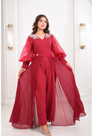 فستان طويل بأكمام طوبلة منفوخة