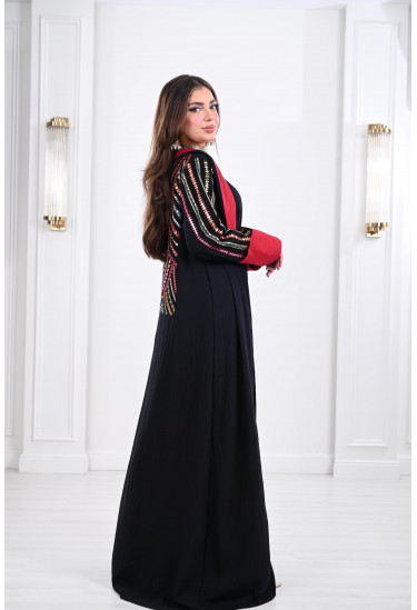 جلابية مغربية مطرزة فاخرة جلابية مغربية مطرزة فاخرة