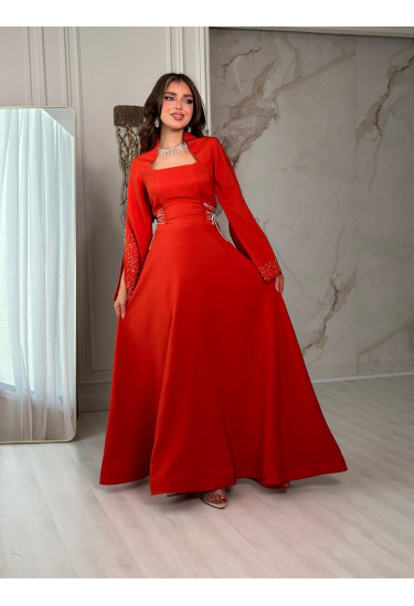 فستان سهرة طويل بأربطة جانبية 