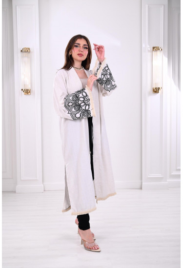 بشت نسائي ماكسي بنقوشات مميزة بشت نسائي ماكسي بنقوشات مميزة