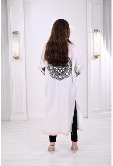 بشت نسائي ماكسي بنقوشات مميزة بشت نسائي ماكسي بنقوشات مميزة