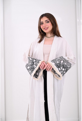 بشت نسائي ماكسي بنقوشات مميزة 