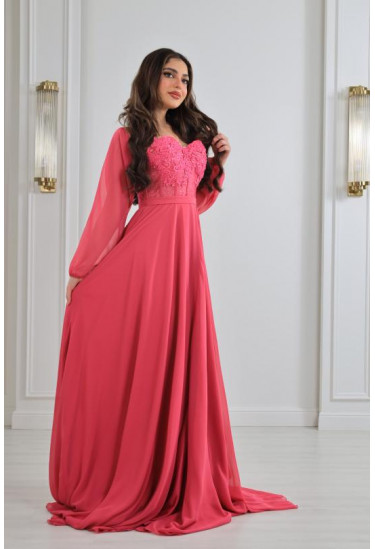 فستان نسائي للسهرات بصدر مطرز فستان نسائي للسهرات بصدر مطرز