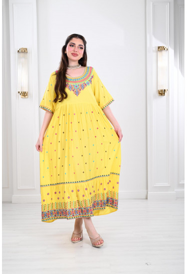 جلابية نسائية طبقات مطرزة جلابية نسائية طبقات مطرزة