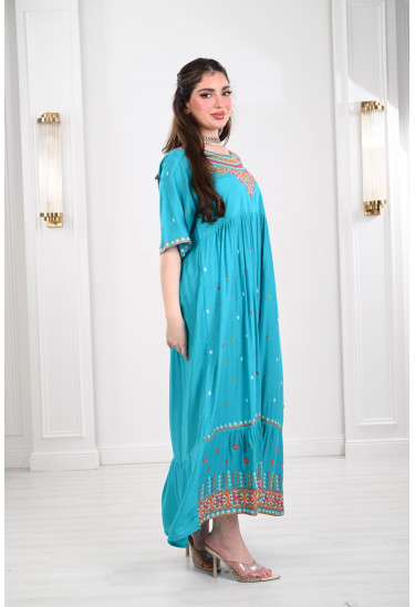 جلابية نسائية طبقات مطرزة جلابية نسائية طبقات مطرزة