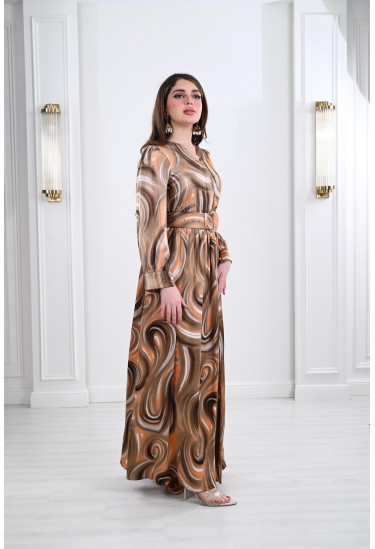 فستان نسائي أنيق بنمط كتل الألوان