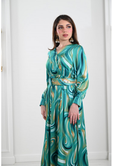 فستان نسائي أنيق بنمط كتل الألوان