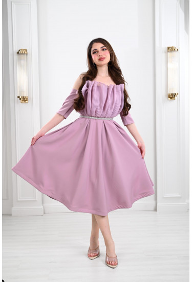 فستان ميدي كلوش بقصة الأوف شولدر