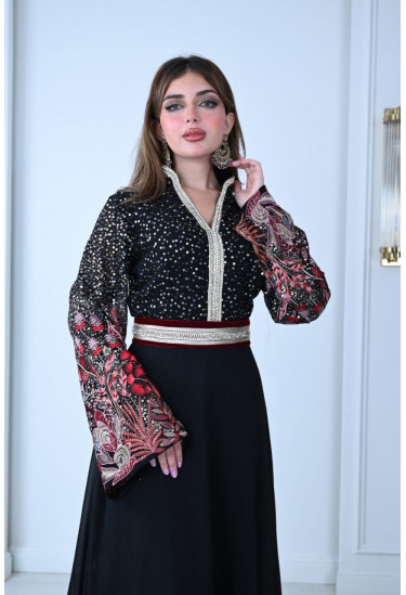 جلابية كلوش نسائية مزينة بالترتر جلابية كلوش نسائية مزينة بالترتر
