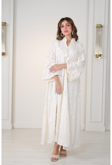 جلابية ناعمة مطرزة بأكمام واسعة