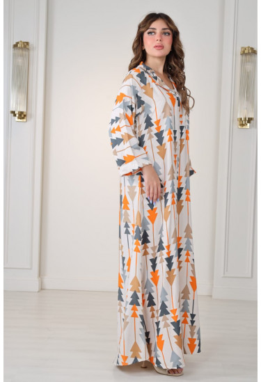 جلابيه نسائي مزينه بأشكال مثلثات ملونه