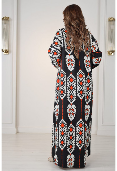 جلابيه بأشكال هندسيه ملونه جميله