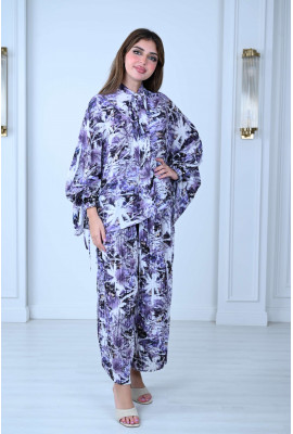 طقم نسائي بطبعة استوائية أنيقة