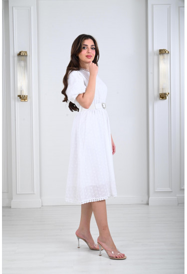 فستان ميدي بقصة بسيطة و ناعمة