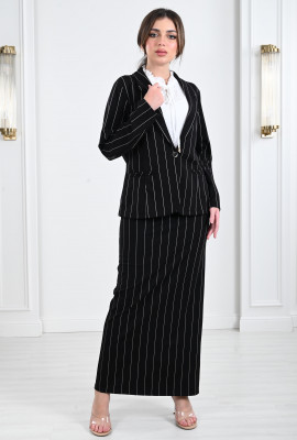 طقم نسائي كلاسيكي راقي