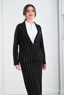 طقم نسائي كلاسيكي راقي