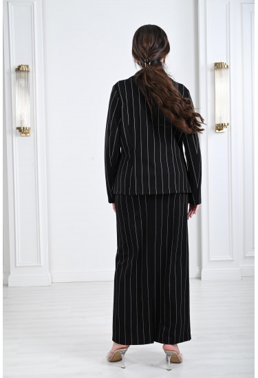 طقم نسائي كلاسيكي راقي