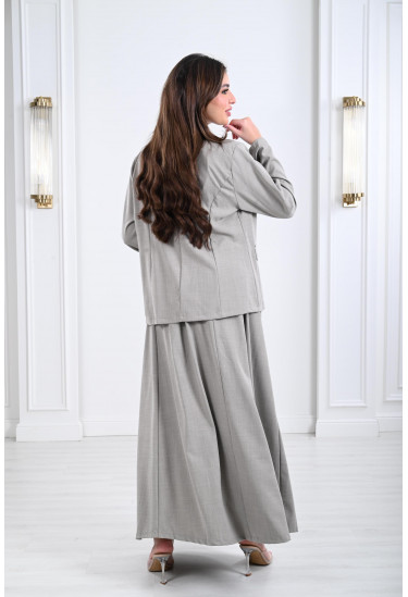 طقم نسائي كلاسيكي متكامل