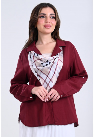 بلوزة نسائية أنيقة مع سكارف مخطط