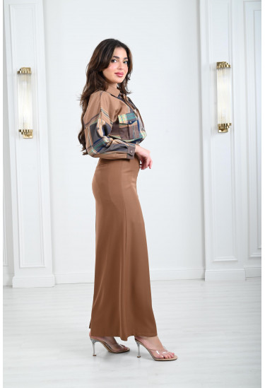 بلوزة نسائية رقيقة بنمط الجيوب