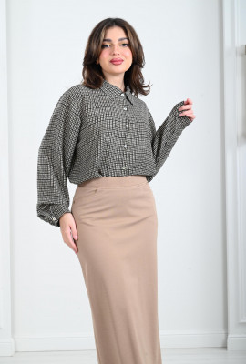 بلوزة نسائية نمط كاروهات ضيقة