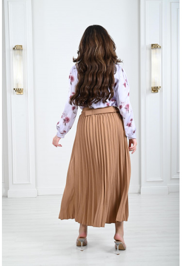 بلوزة نسائية مشجرة 