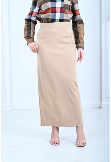 تنورة كلاسيكية نسائية أنيقة