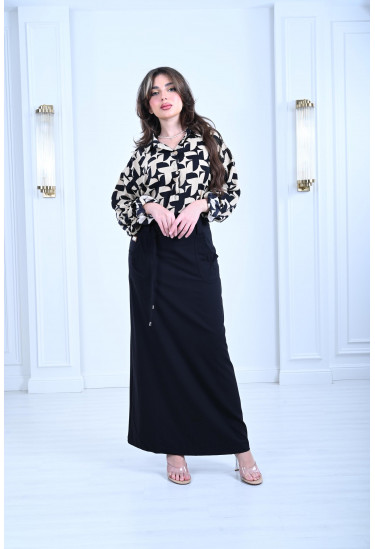 تنورة طويلة بنمط جيوب