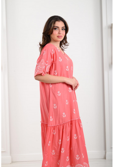 جلابية نسائية بتطريز رقيق من الزهور