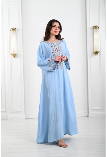 جلابية نسائية مطرزة تطريز رقيق