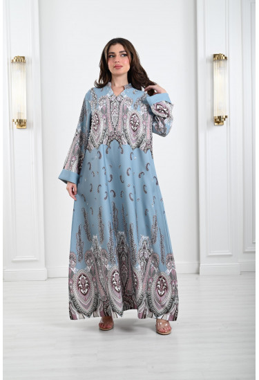 جلابية نسائية مرصعة بحبات ستراس لامعة 