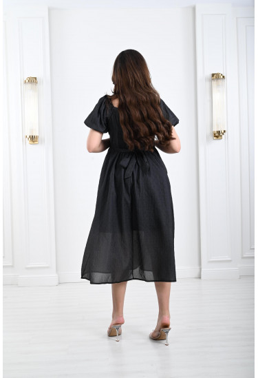 فستان ميدي بنسيج مزخرف بارز فستان ميدي بنسيج مزخرف بارز