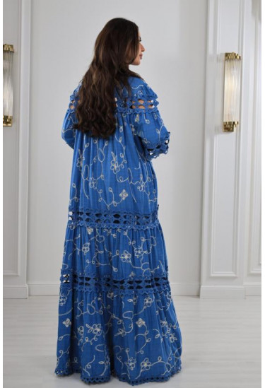 جلابية نسائية مزينة بجوبير مفرغ 