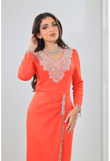 فستان نسائي للسهرات و المناسبات مطرز